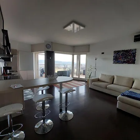 דירה Panoramic